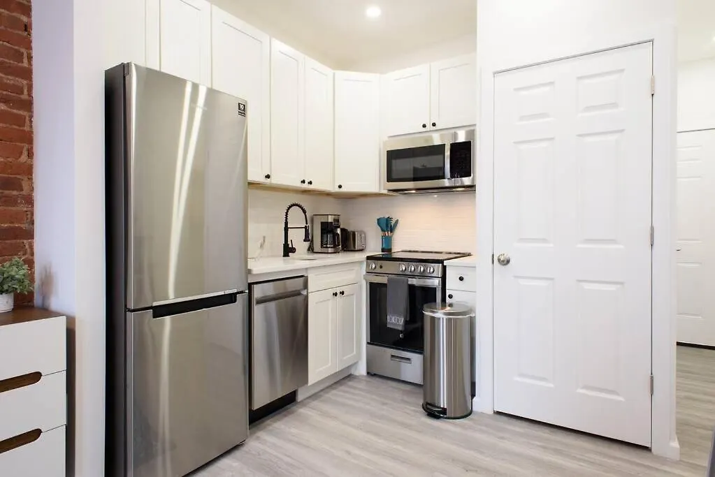 240-11 New Studio Prime Upper East W&D New York Appartamento